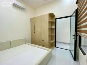 BÁN NHÀ PHỐ 100M², SHR, HOÀN CÔNG, NỘI THẤT CAO CẤP, CÁCH CHỢ BC 15P, GIÁ 2.5 TỶ.