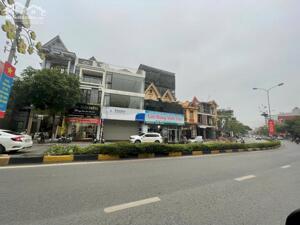 Bán nhà 3 tầng mặt phố Mê Linh, Liên Bảo, Vĩnh Yên, Vĩnh Phúc