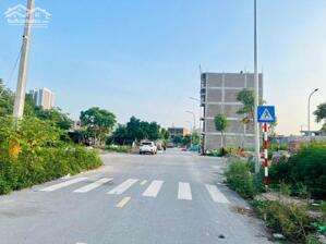 ️️Chào bán lô đất 46m2 cạnh chợ Hoa quả, TĐC Kiến Thiết giá chỉ có 2,8x tỷ Lh 0979087664