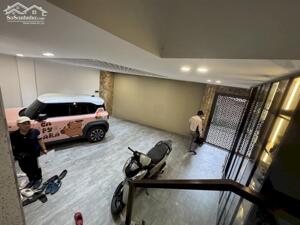 HẠ CHÀO SÂU-CƠ HỘI HIẾM CÓ- SIÊU PHẨM 7 TẦNG THANG MÁY, GARA Ô TÔ 7 CHỖ TẠI PHỐ NGUYỄN LAM,LONG BIÊN