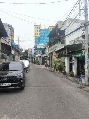 Nhà C4 khu Vip Bình Thọ, 75m2, ngang 5.5m, ngay Metro Thủ Đức, nhỉnh 6 tỷ