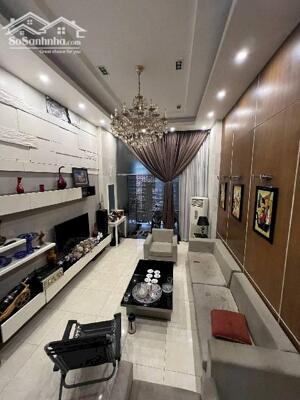 Bán nhà phố Huế 85m2 Thang máy 2 thoáng 33 tỷ