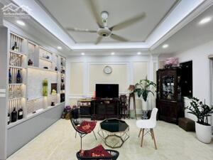 CẦN BÁN NHÀ DOÃN KẾ THIỆN CẦU GIẤY 35m2, 6 TẦNG MẶT TIỀN 5,3m GIÁ 11.8 TỶ