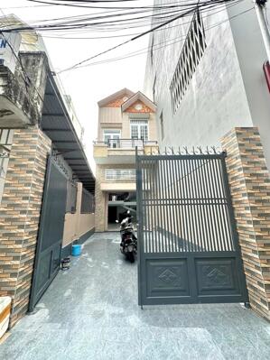 Cho thuê nhà trục chính hẻm hồ tùng mậu gần công an thành phố giá 17 triệu