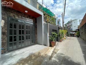 Bán nhà Đường Âu Cơ - 63.3m2 - 4 phòng ngủ - Hẻm 5m xe hơi vào nhà