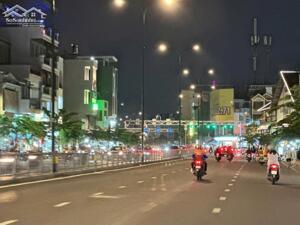 MTKD ngang 4.2m 56m2 KD sầm uất 4 tầng ngay CV Văn Hóa cạnh Dương Quảng Hàm chỉ 15 tỷ