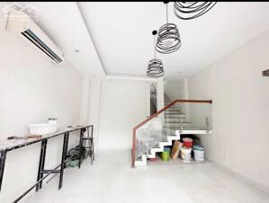 Cho thuê nhà 3 tầng Lê Lợi - ngang 7m