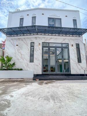 bán căn nhà 1 trệt 1 lầu mới, đường phạm ngũ lão, 3 phòng ngủ lộ ô tô