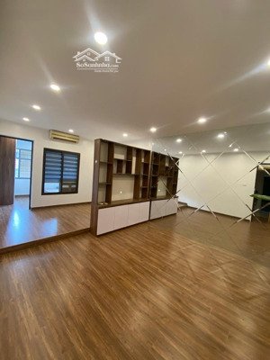 bán tập thể nghĩa tân - cầu giấy, căn góc 2 ngủ, 2wc - oto đỗ full nội thất, giá 3.95 tỷ