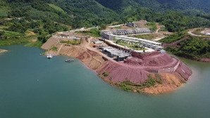 chuyển nhượng gấp căn biệt thự view trực diện lòng hồ hòa bình