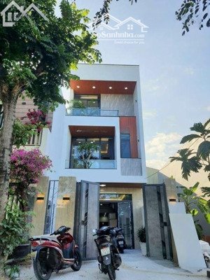 bán nhà mặt phố đoàn nguyễn tuấn, 6,15 tỷ, 100m2 đẹp xuất sắc