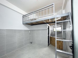 chính chủ mới xây căn hộ có gác không giới hạn người xe thang máy, ngay đại học văn lang qua gv 5p