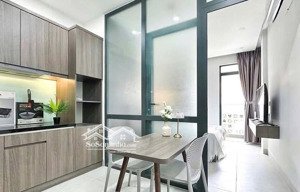 cho thuê phòng ban công cửa sổ gần sân bay bệnh viện thống nhất