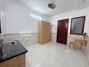 cho thuê phòng trọ 22m2, 3,7 triệu tại võ văn kiệt, p 13, q5, hcm đẹp, tiện ích