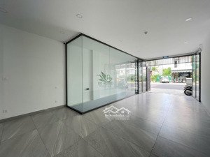 cho thuê mặt bằng lối đi riêng mặt đường thích quảng đức khu hà quang 2 giá 12 triệu/tháng