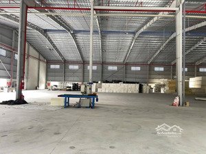 bán xưởng mới tân uyên bình dương đang có dòng thu cho thuê