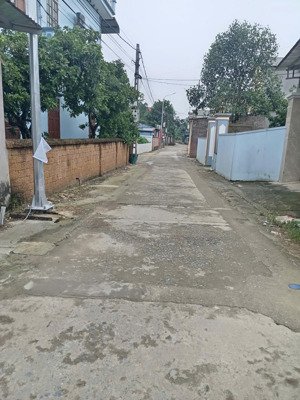 bán 68m2 tân xã _ thạch thất xung quanh nhiều nhà trọ, chỉ quanh 2 tỷ