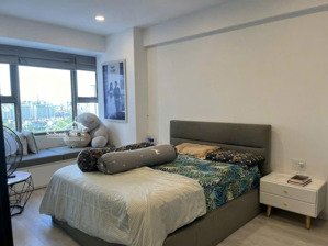 bán gấp cc 2pn+ 2wc tại saigon south residences, 6,6 tỷ, 95m2 siêu hot có sẵn hđ thuê 20 triệu.