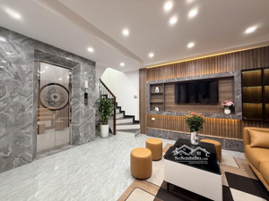 siêu phẩm định công thượng 34m, 6 tầng, thang máy xịn xò, full nội thất. 5m ra ô tô tránh