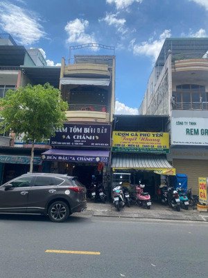 chính chủ bán nhà mặt tiền đường tân sơn nhì, 4x20m, 3 tấm, 19 tỷ