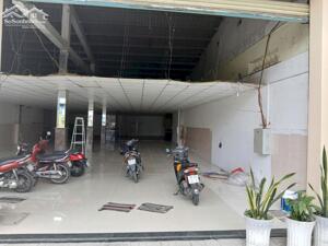 CHO THUE NHÀ MẶT TIỀN ĐƯỜNG 3 THÁNG 2 NGANG TRÊN 13M GIÁ 180 TRIỆU