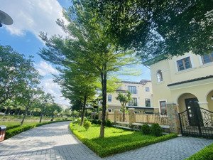 lô song lập vườn hoa 500m2 vista lago chính chủ bán