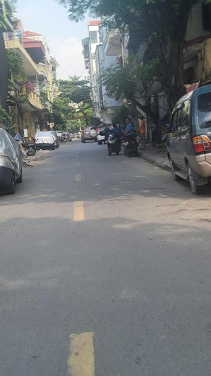 bán đất mỗ lao, hà đông 46m sổ hoa hậu ngõ thông ô tô đỗ cửa