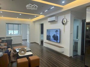 cần cho thuê căn hộ ct14a2 võ chí công, xuân la, 80m2, 3 ngủ, 2vs, full đồ, giá 13,5 tr/th.