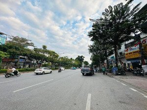 mặt phố võ chí công lô góc kinh doanh vỉa hè đá bóng 60m2 - giá 25 tỷ