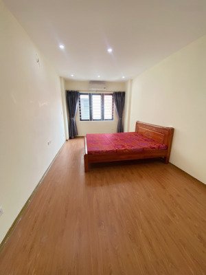 cho thuê nhà nguyên căn ngõ 11 việt hưng, long biên