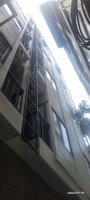 bán gấp ccmn sát ngã tư vạn phúc, giá cực tốt, dòng tiền ổn định, dt 60m2 6 tm, đầy đủ nội thất đẹp