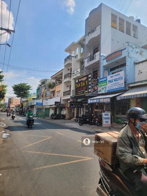 12.4tỷ tl - dt: 4mx17m, vị trí rất đẹp. lề rộng 4m mtkd đường văn cao