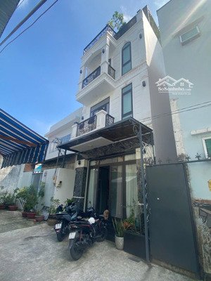 hàng hiếm tại lê thúc hoạch, 9,6 tỷ, 78m2 ngang 5m 1 trệt 2 lầu tt mới đẹp, pháp lý đầy đủ