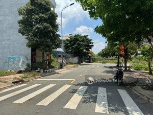 ngợp bank gấp lô đất 100m2 giá 1 tỉ 450 ngay mt nguyễn đức thuận 12m đang cho thuê mặt bằng 9tr/th