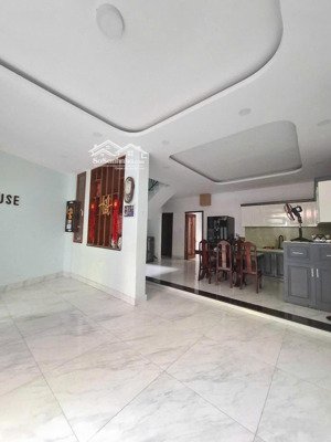 cách mạng tháng 8, q3 - cn 85m2 - chỉ nhỉnh 14 tỷ - 7pn, 7wc - nở hậu 7,3m