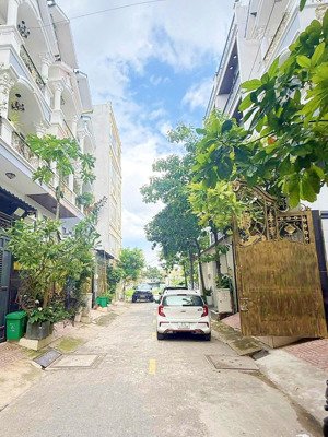 bán nhà mặt tiền 7m đường thông vạn phúc city, đồng bộ 5 lầu, sổ hồng riêng, cách ql13 chỉ 100m