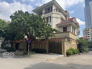 bán biệt thự lô góc - 3 thoáng - long biên - vừa ở vừa cho thuê - 180m2- mt 15m- 59.9tỷ