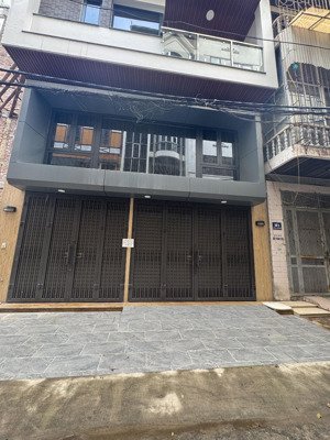 siêu phẩm trung hoà- trung kính phân lô ô tô tránh- toà văn phòng đỉnh -130m2 -mt 6m - 46.5 tỷ