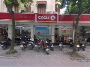 cho thuê nhà mặt phố ngụy như kon tum mặt tiền 6m, diện tích 110m2, 4 tầng, có thang máy