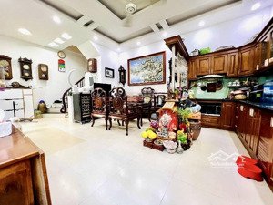 tây mỗ - nam từ liêm - nhà đẹp - lô góc - dân xây - 40m2 - mt 7.5m - full nội thất ở ngay