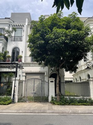 bán gấp biệt thự song lập sao biển 3 đông nam 142,2m2 vinhomes ocean park 1 gia lâm, giá 29,75tỷ bp