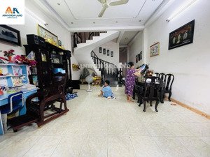 60triệu/m - bán nhà 2 tầng mặt tiền kinh doanh đường 179 - p.tân phú - 135m2 - ngang 5m vuông a4