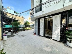 siêu phẩm nhà đẹp nở hậu - cách mặt tiền đường lớn 200m ngay tại trương đình hội q8