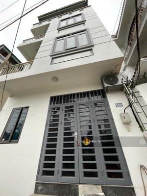 chính chủ nhờ bán nhà đa sĩ_mặt ngõ rộng thênh thang_3 gác vào tận cửa_vuông vắn thoáng trước sau