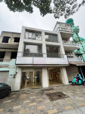 cho thuê nhà mặt tiền khu lê văn duyệt -p1, bình thạnh - ngang 6 - lề đường 7m.