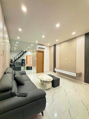 chính chủ bán tập thể trung tâm nghĩa tân - cầu giấy, 81m2, 3pn, 2vs, 2 ban công. giá 3,85 tỷ