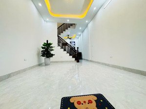 chính chủ bán nhà phố trường chinh, cách ngã tư sở chỉ 100m. ngõ thông kinh doanh sầm uất, ô tô đỗ.