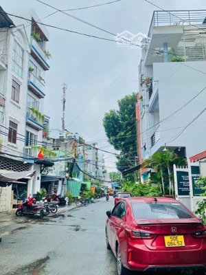 bán nhà đường 10m ngay xô viết nghệ tĩnh, p21, bình thạnh (4x18m) 4 tầng view landmart sát vách q1