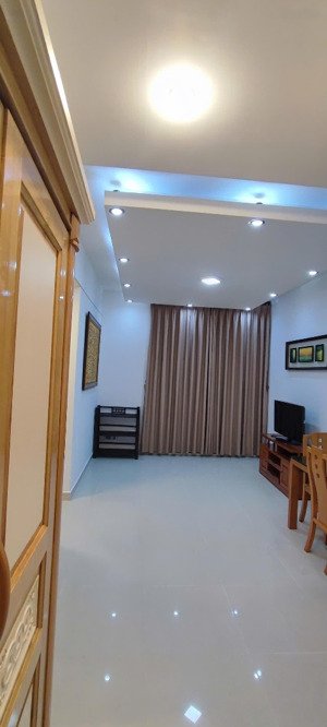 cho thuê cc phú mỹ dt 65m5, 1 phòng ngủ, giá hời chỉ 12tr/ tháng