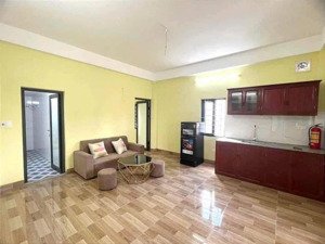 chính chủ cho thuê ccmn cổ linh 50m 1pn 1pk riêng biệt : chỉ 4.5tr/th: lh 